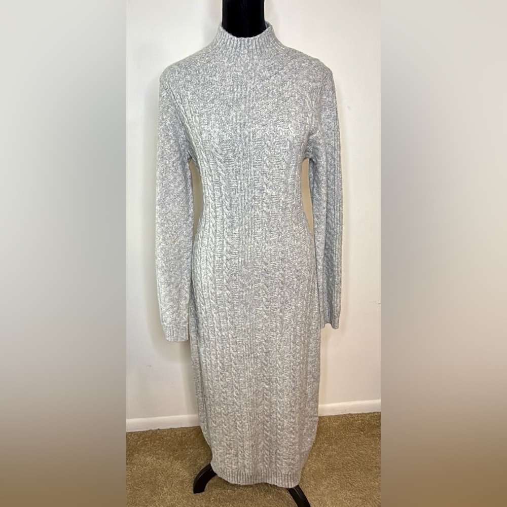 Tahari midi length cable knit heather gray sweater dress cozy chic preppy small